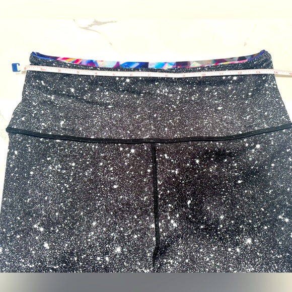 EUC Peloton Jewels in Space High Waisted Reversible Leggings - large - Picture 11 of 14